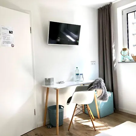 Hirschzimmer & Strandzimmer Utting am Ammersee Exterior photo